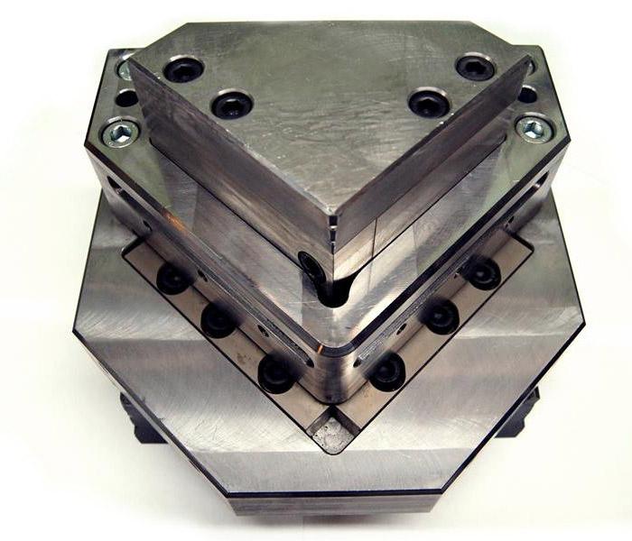 Wykrojnik naroża 100x100 w blachach