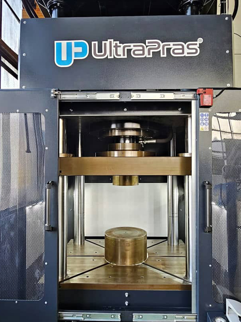 PRASA 4-KOLUMNOWA 220T, SZYBKA 50MM/S, 900x600